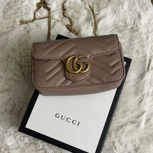 Gucci marmont matelasse super mini crossbody bag in nude dusty pink chevron